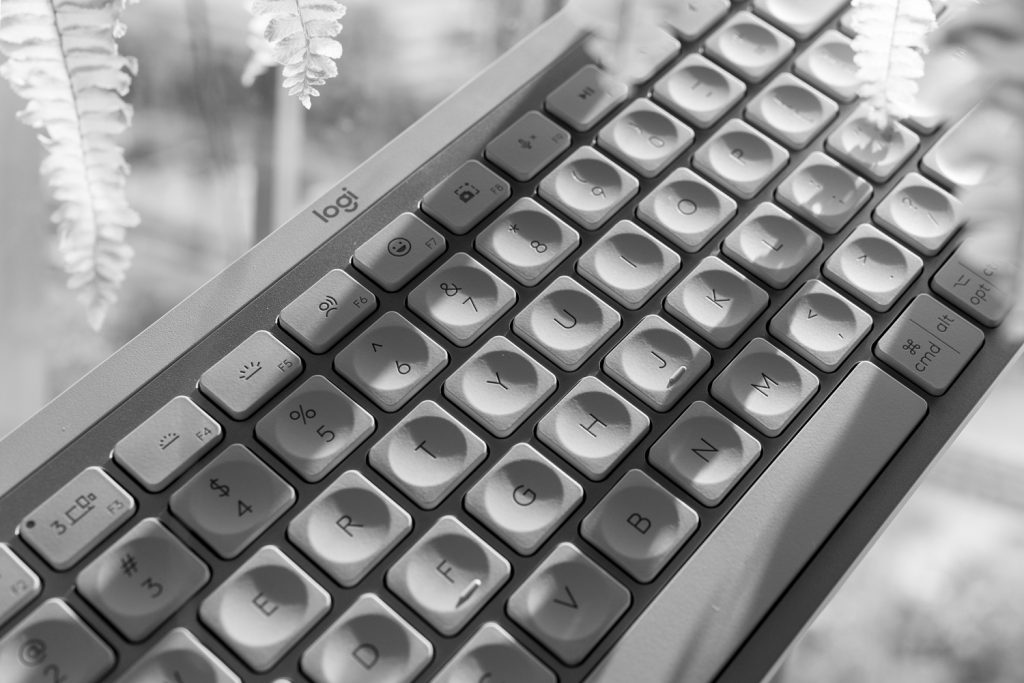 Logitech MX Keys Mini Review 2021 - An impressive portable keyboard. 5